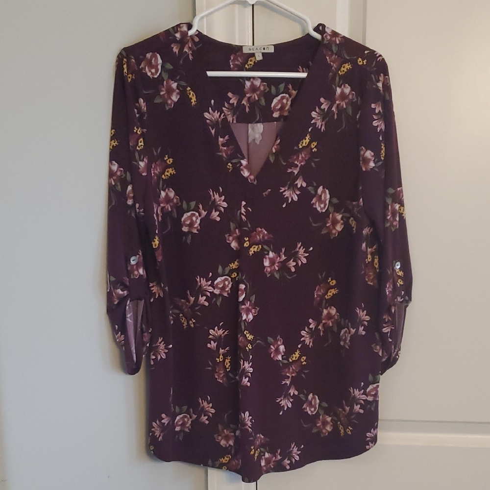 Floral V-Neck Women's Top - Purple